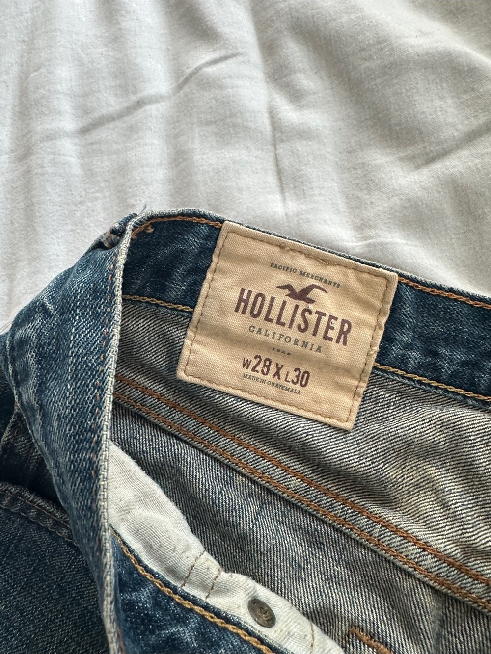 Insane Y2K Hollister Dark Wash Jeans 2007 - Picture 12 of 16